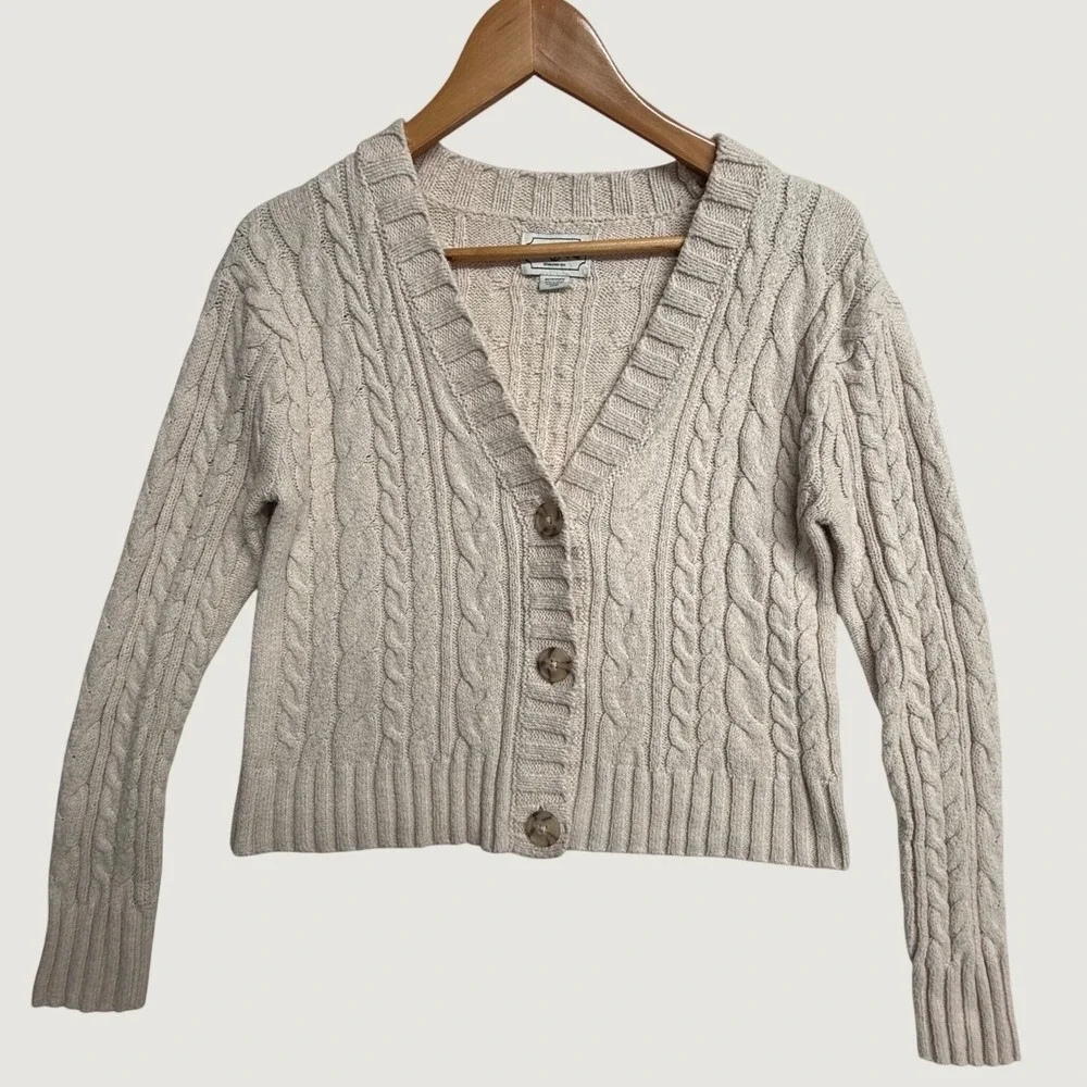 American Eagle Womens XS Cable Knit Cardigan Cream Cropped Button Sweater